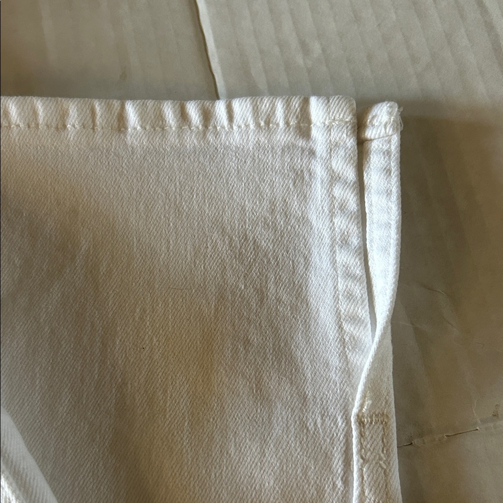GAP Women’s White Straight Leg Petite - Picture 5 of 6